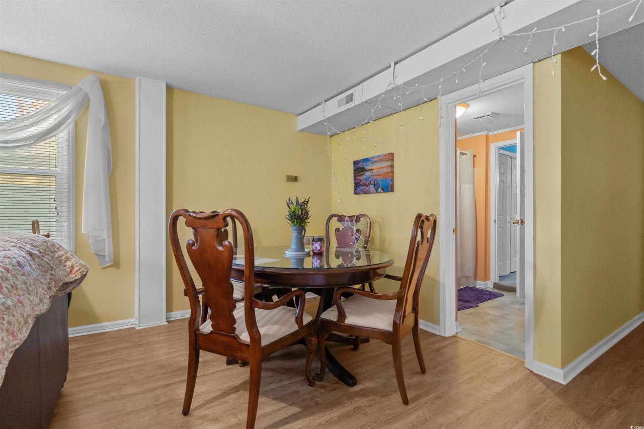 726 Juniper Dr. Photo 10