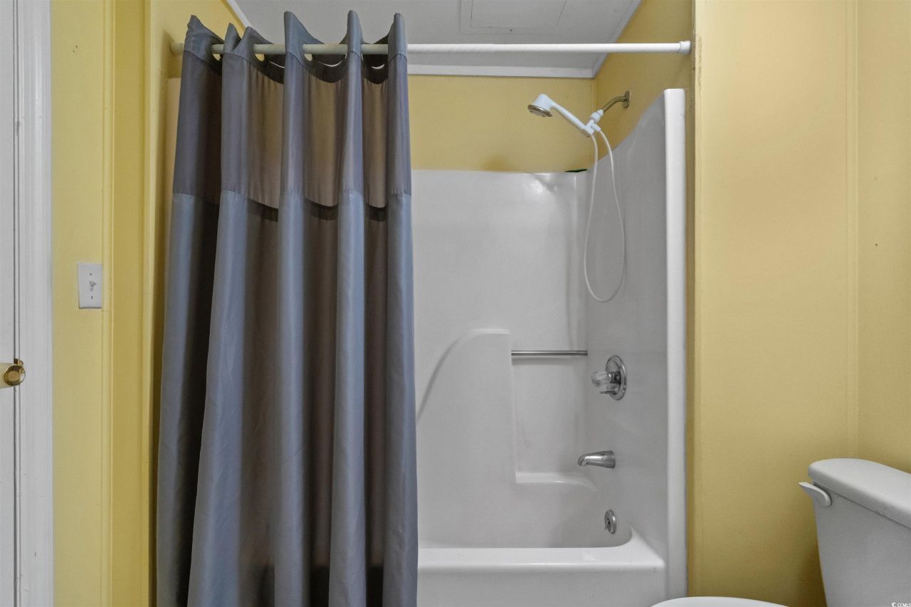 726 Juniper Dr. Photo 15