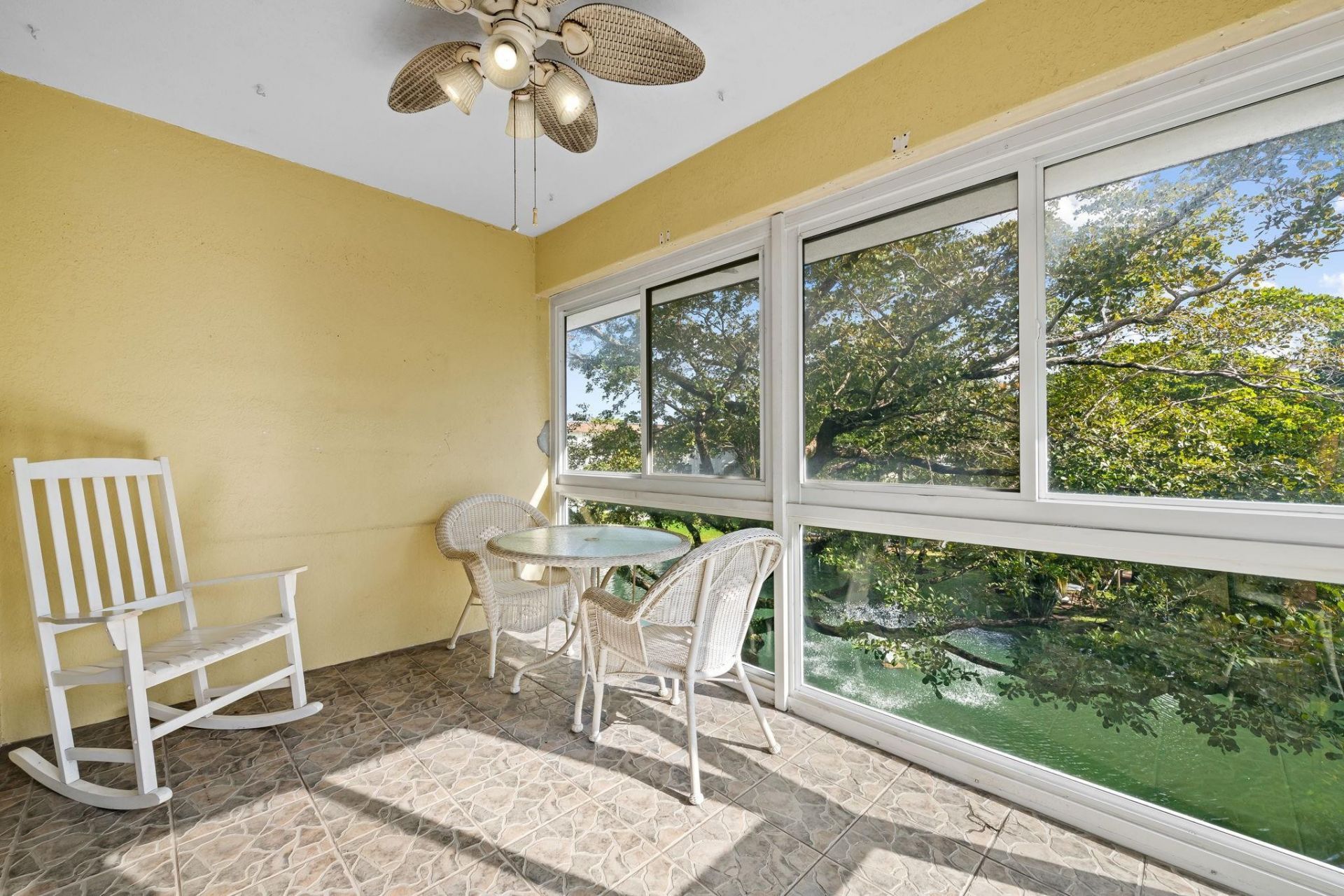 5151 W Oakland Park Boulevard, Unit 309, Lauderdale Lakes, FL 33313 Photo