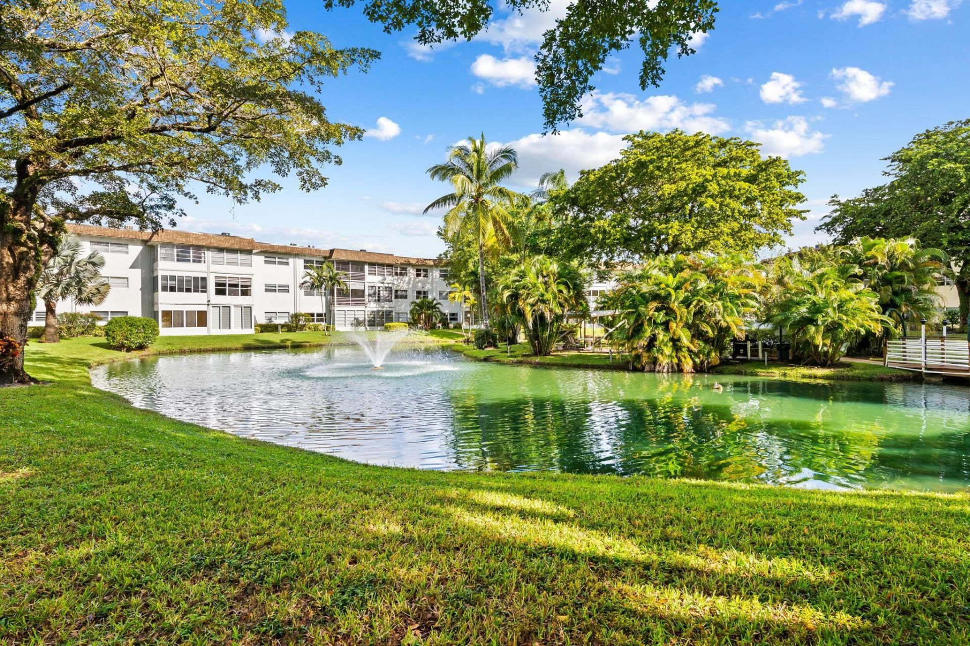 5151 W Oakland Park Boulevard, Unit 309, Lauderdale Lakes, FL 33313 Photo