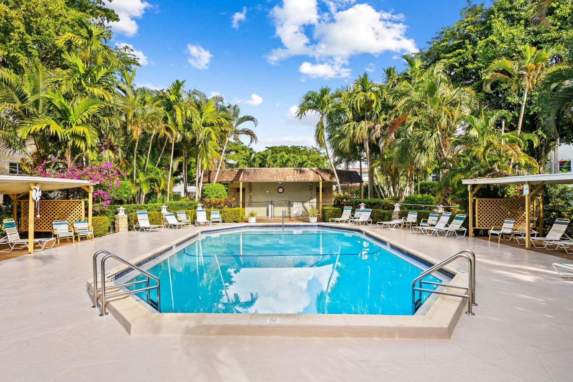 5151 W Oakland Park Boulevard, Unit 309, Lauderdale Lakes, FL 33313 Photo