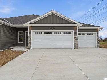 8501 Lost Arrow Court, Lincoln, NE 68507
