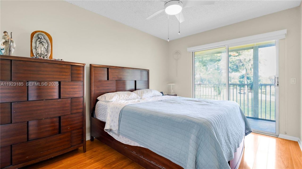 551 SW 135th Ave, Unit 208B, Pembroke Pines, FL 33027 Photo