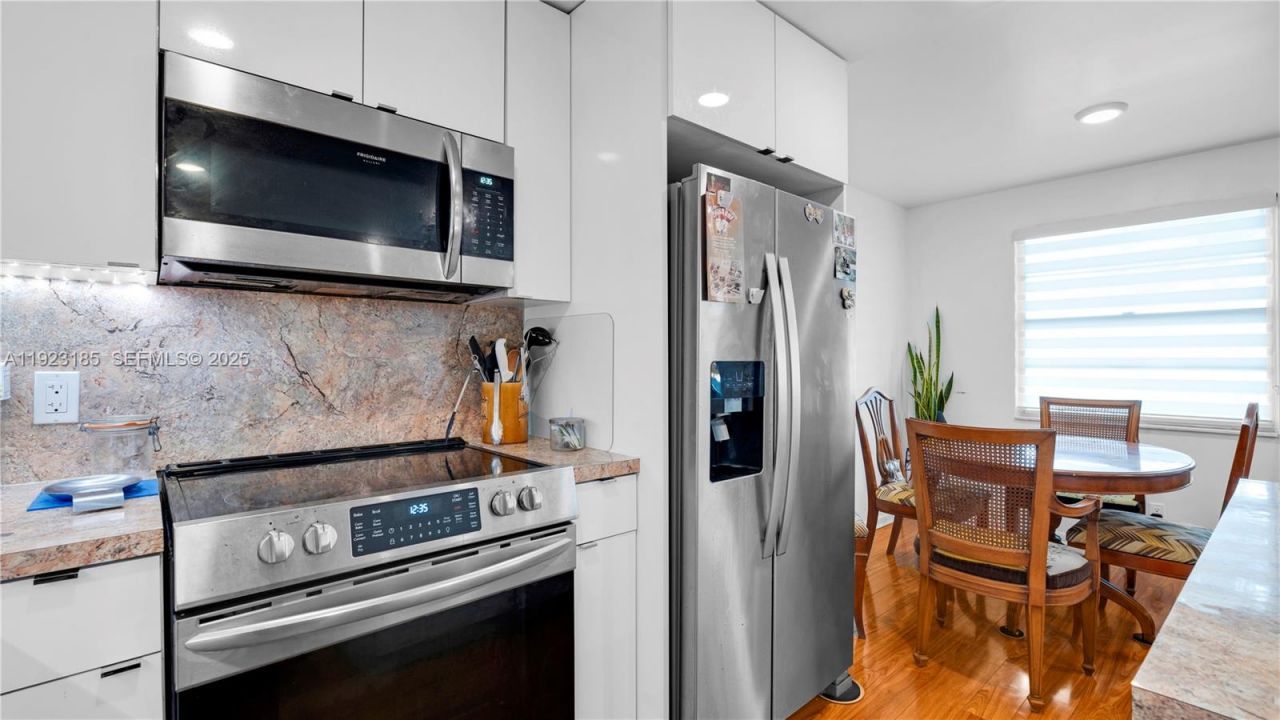 551 SW 135th Ave, Unit 208B, Pembroke Pines, FL 33027 Photo