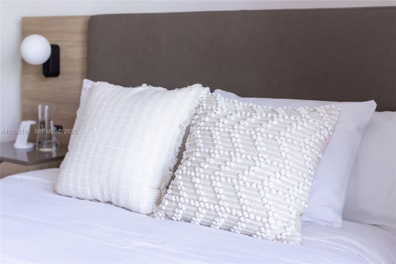 601 NE 1st Av, Unit 3401, Miami, FL 33132 Photo