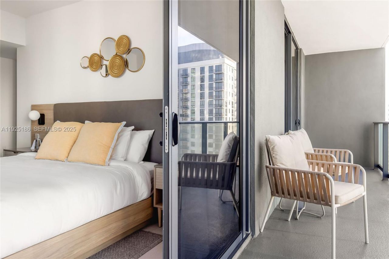 601 NE 1st Av, Unit 3401, Miami, FL 33132 Photo