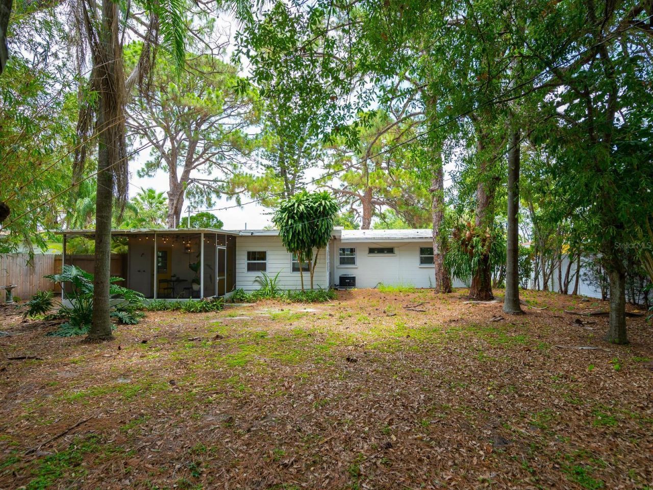 2740 Bruce Lane, Sarasota, FL 34237 Photo