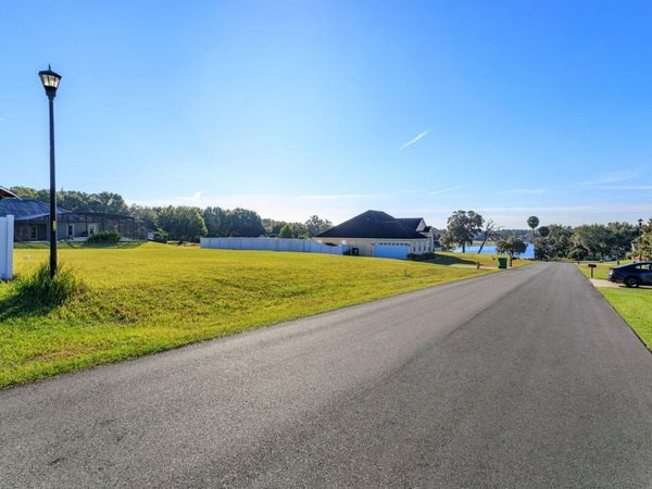 1013 MYRTLE BREEZES COURT, FRUITLAND PARK, FL 34731