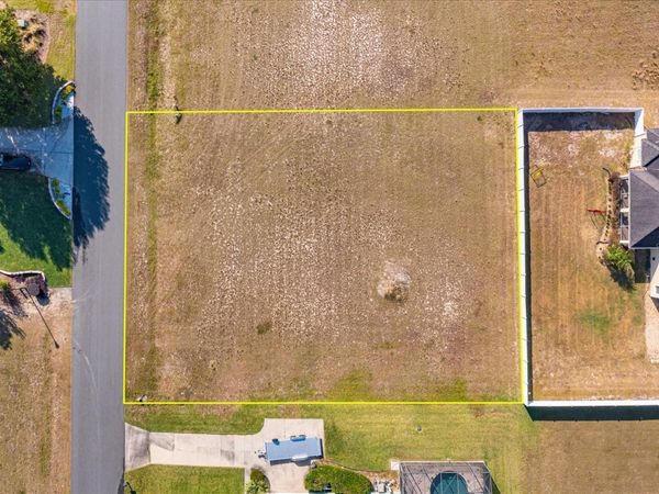 1112 MYRTLE BREEZES COURT, FRUITLAND PARK, FL 34731