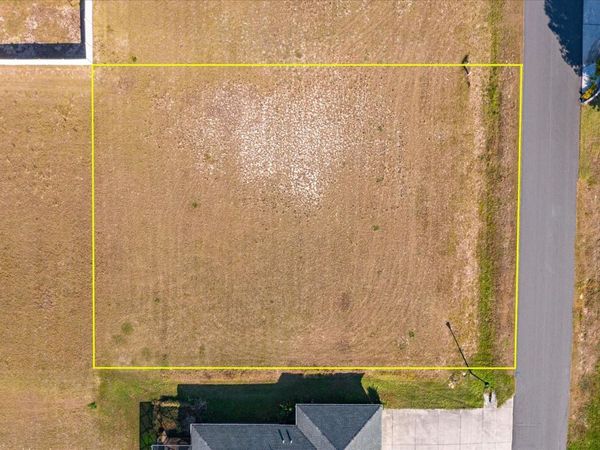 1114 MYRTLE BREEZES COURT, FRUITLAND PARK, FL 34731