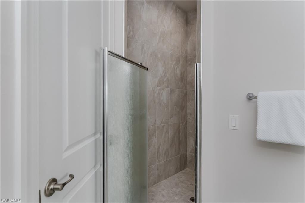 121 Newport Dr, Naples, FL 34114 Photo