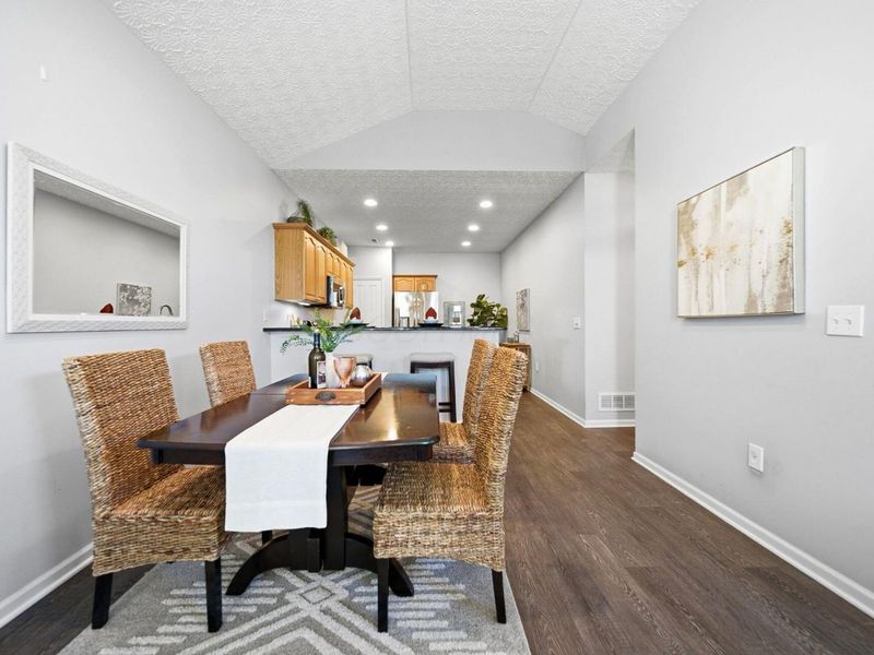 1393 Cascade Drive, Unit 19, Grove City, OH 43123 Photo 11