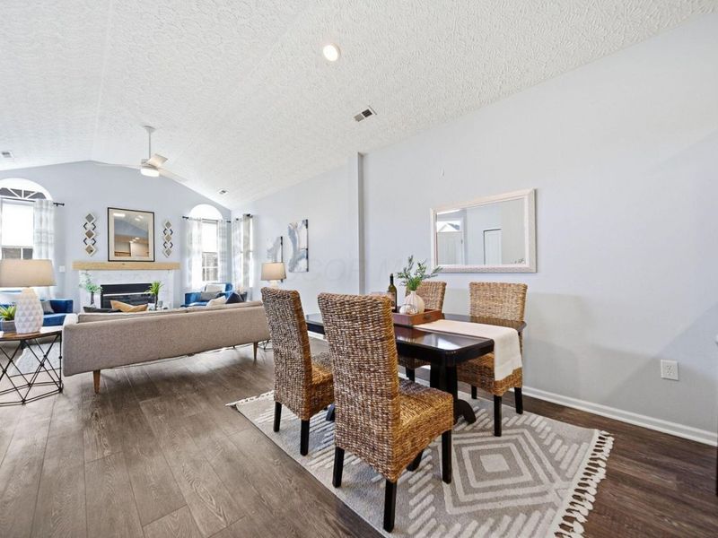 1393 Cascade Drive, Unit 19, Grove City, OH 43123 Photo 13