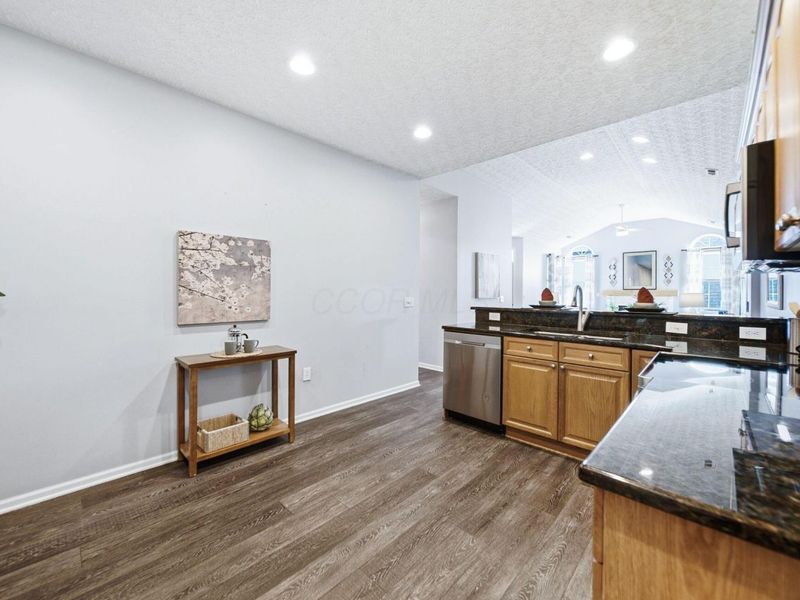 1393 Cascade Drive, Unit 19, Grove City, OH 43123 Photo 24