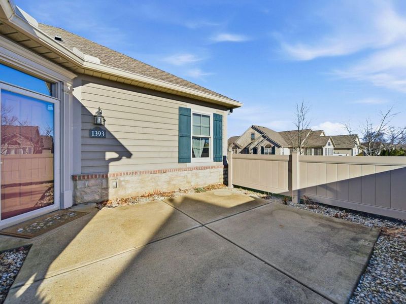 1393 Cascade Drive, Unit 19, Grove City, OH 43123 Photo 37
