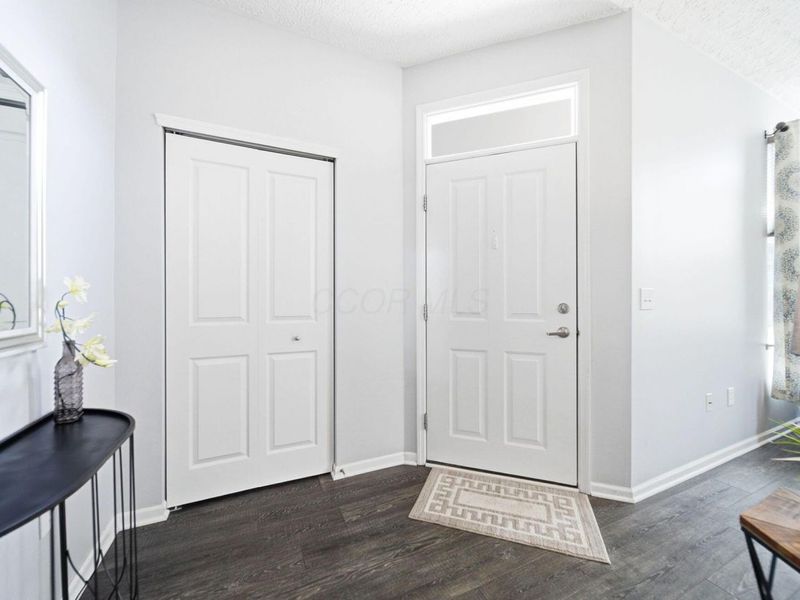 1393 Cascade Drive, Unit 19, Grove City, OH 43123 Photo 4