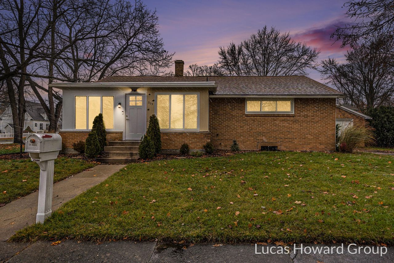 305 E Pine Street, Fremont, MI 49412 Main Photo