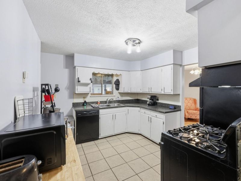 3608 Bolton Avenue, Columbus, OH 43227 Photo 12