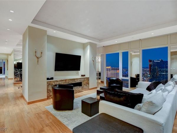 3750 S Las Vegas Boulevard, Unit 3308, Las Vegas, NV 89158