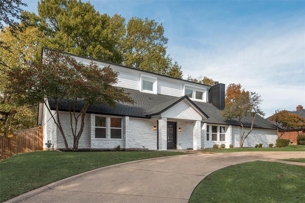 1205 Circle Lane, Bedford, TX 76022 Main Photo