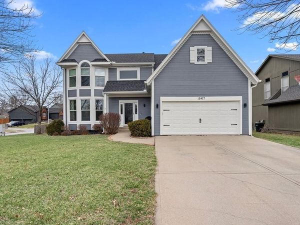 12477 S ACUFF Court, Olathe, KS 66062