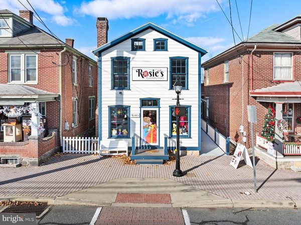 9 STEINWEHR AVENUE, GETTYSBURG, PA 17325