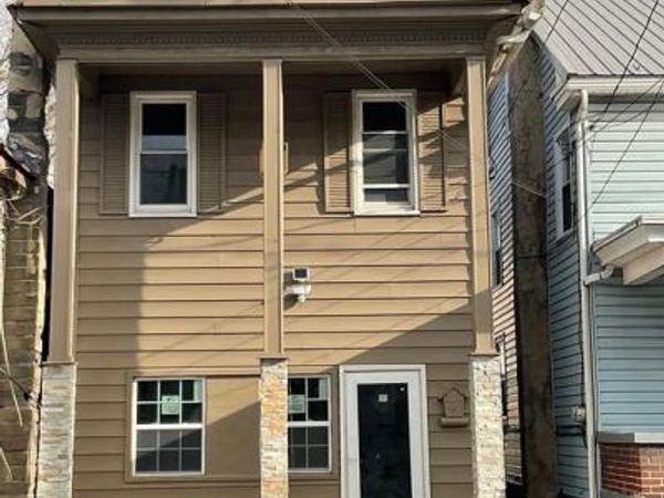 215 W MARKET STREET, WILLIAMSTOWN, PA 17098