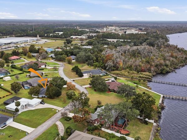 241 CRYSTAL COVE Drive, Palatka, FL 32177