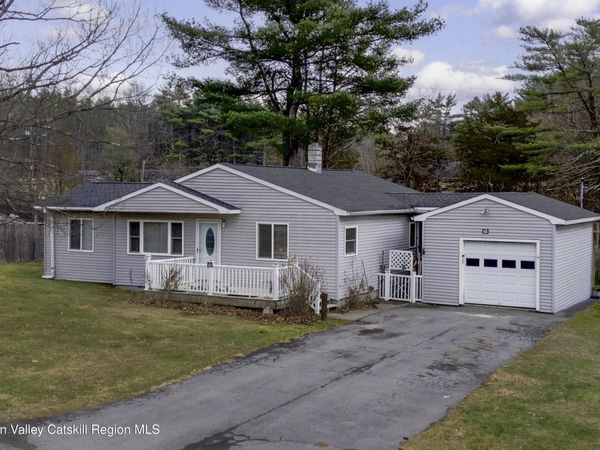 92 Fairview Road, Acra, NY 12405