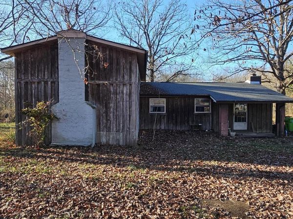 409 Tom Welch Rd, Crossville, TN 38571