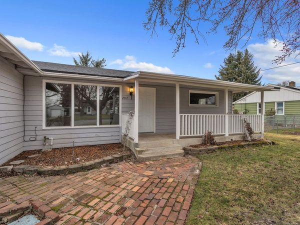 2017 N Laura St, Spokane, WA 99212