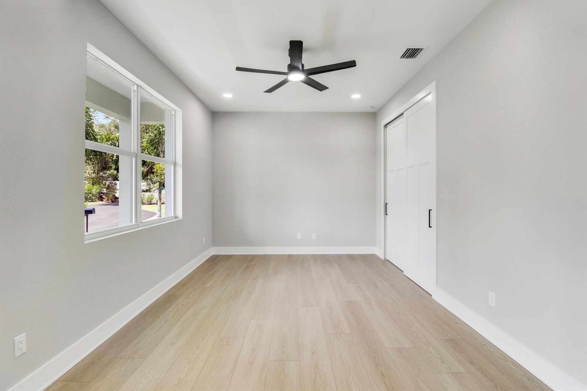 1013 NE Orange Avenue, Jensen Beach, FL 34957 Photo