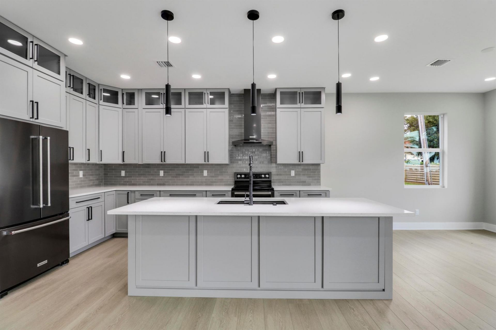 1013 NE Orange Avenue, Jensen Beach, FL 34957 Photo