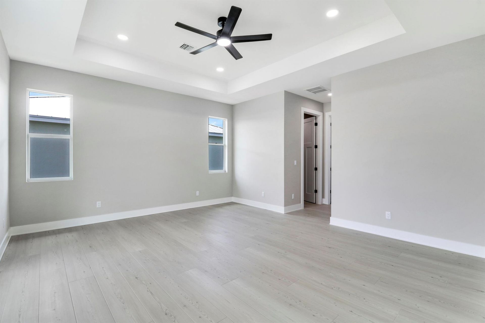 1023 NE Orange Avenue, Jensen Beach, FL 34957 Photo