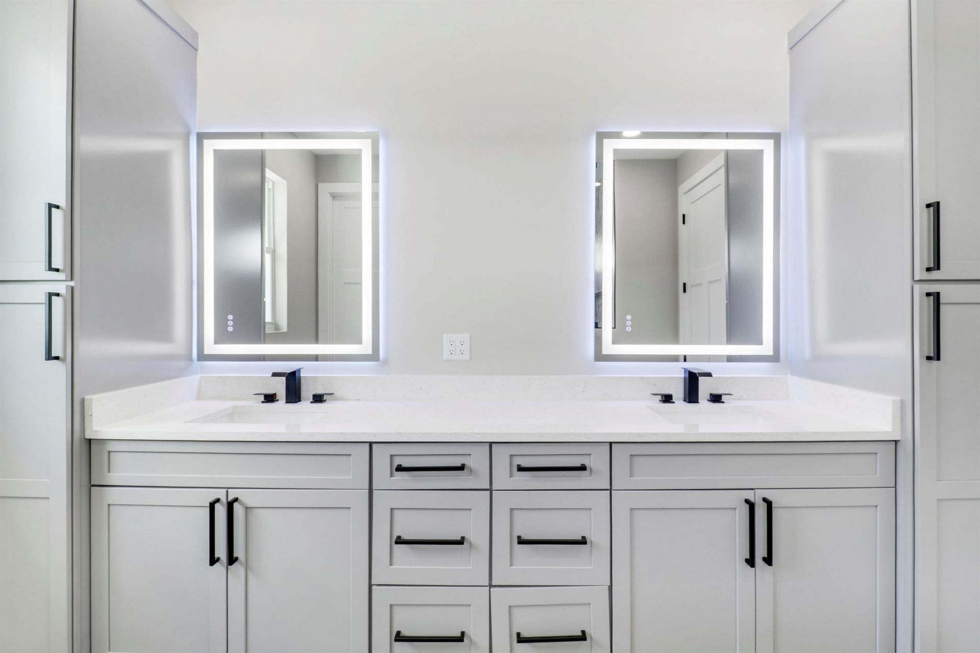 1023 NE Orange Avenue, Jensen Beach, FL 34957 Photo