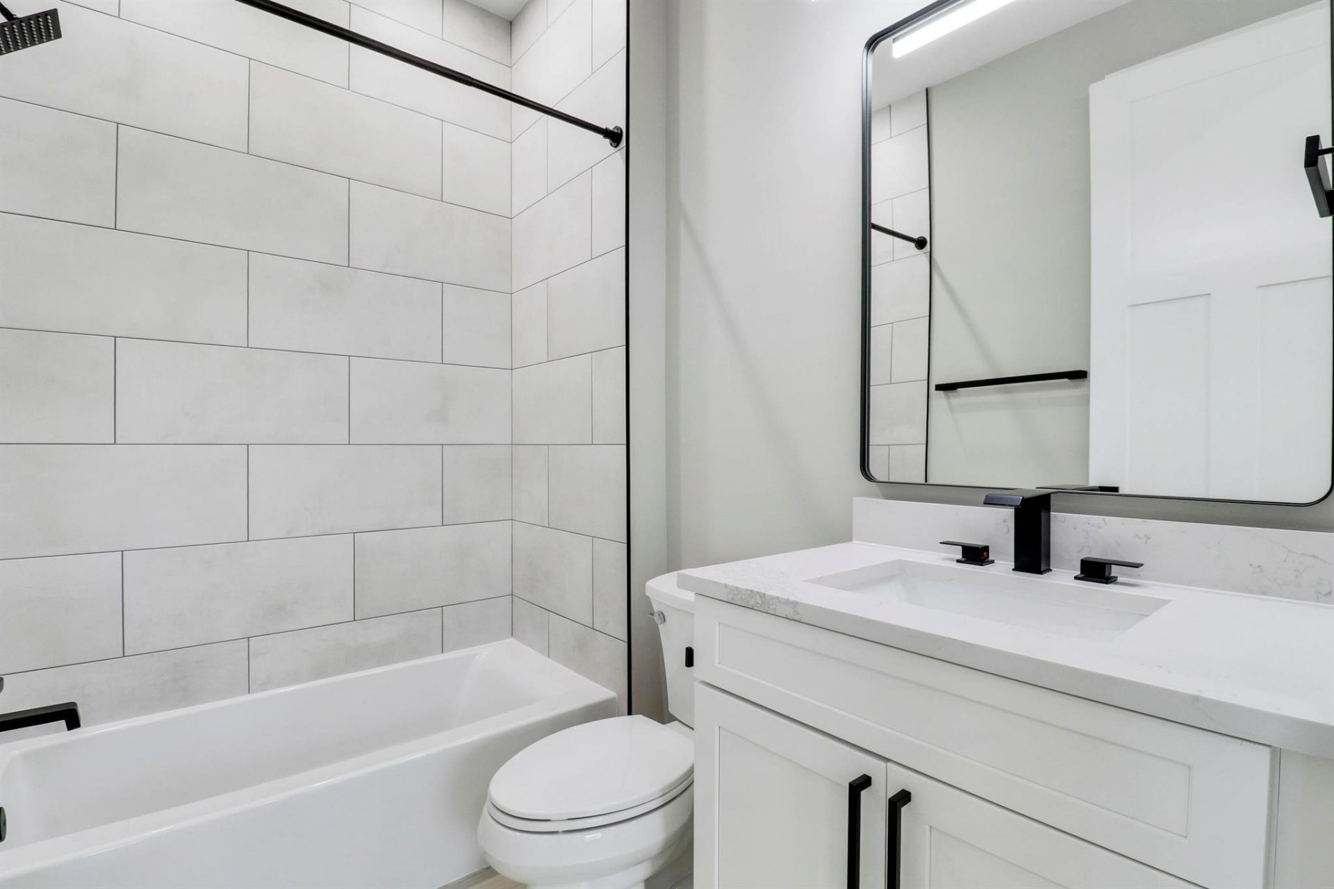 1023 NE Orange Avenue, Jensen Beach, FL 34957 Photo