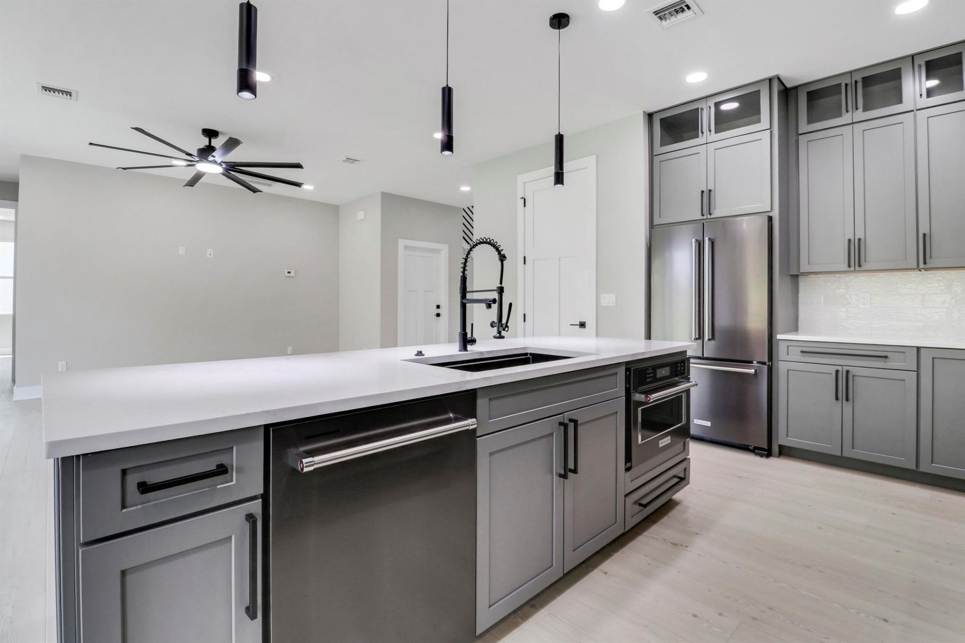 1023 NE Orange Avenue, Jensen Beach, FL 34957 Photo
