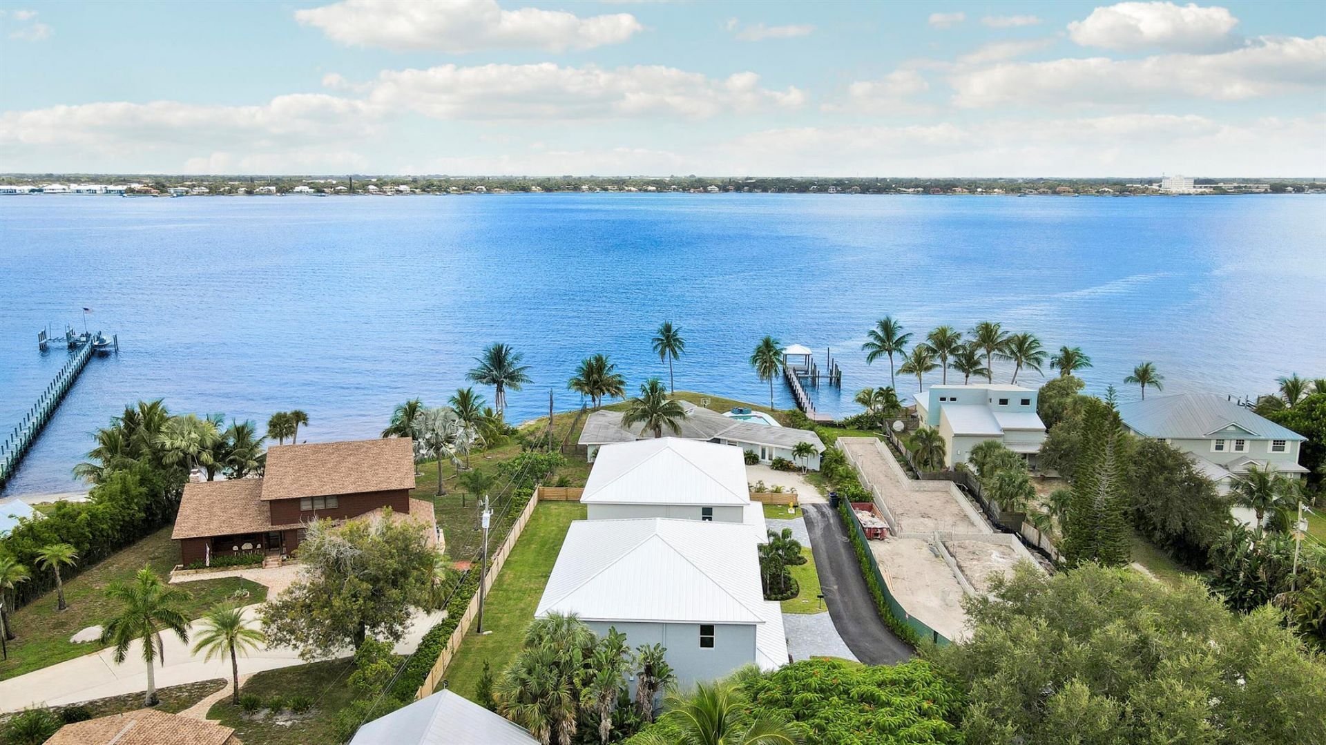 1023 NE Orange Avenue, Jensen Beach, FL 34957 Photo