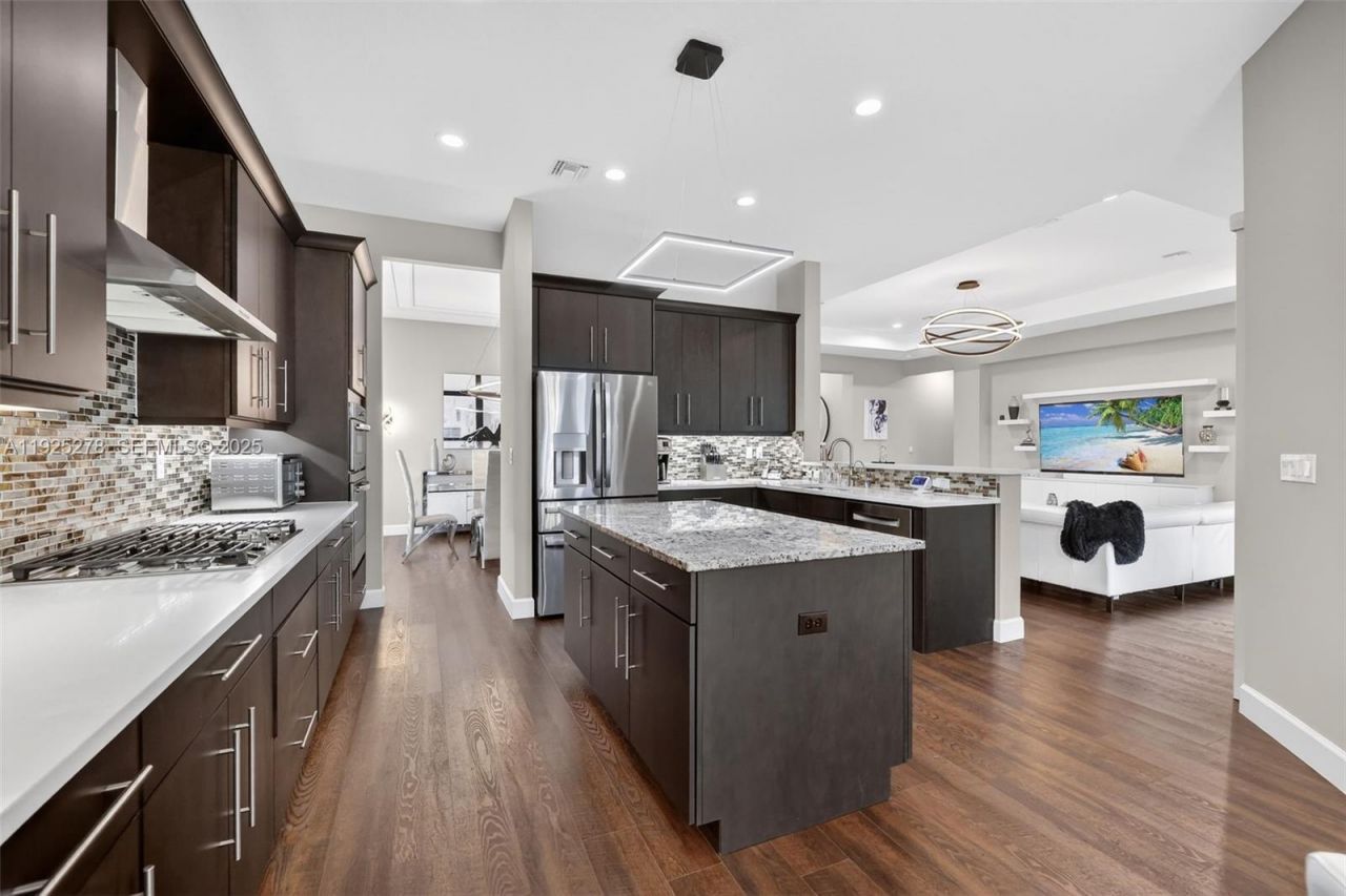 11904 SW Sailfish Isles Way, Port Saint Lucie, FL 34987 Photo