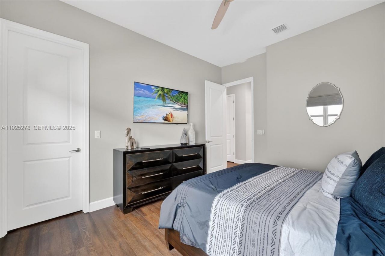 11904 SW Sailfish Isles Way, Port Saint Lucie, FL 34987 Photo