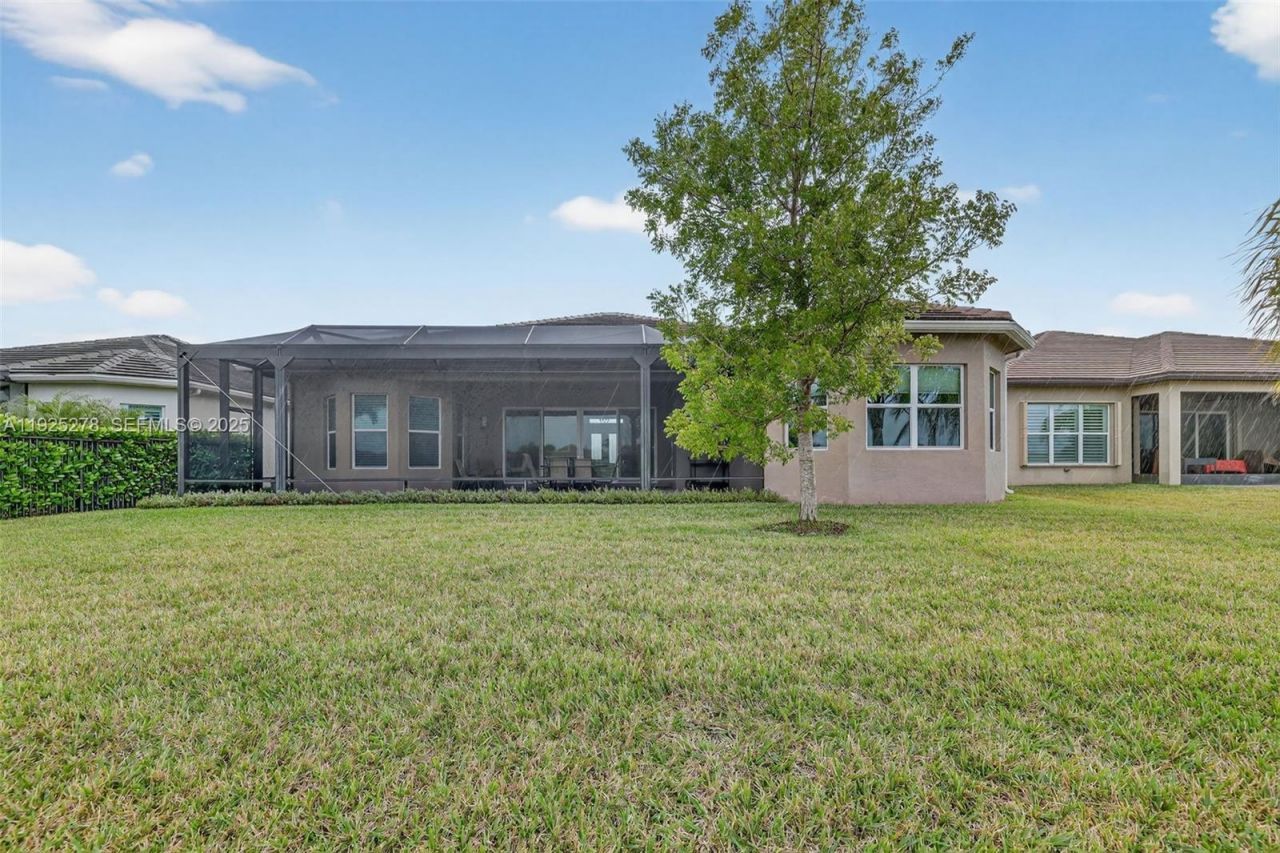 11904 SW Sailfish Isles Way, Port Saint Lucie, FL 34987 Photo