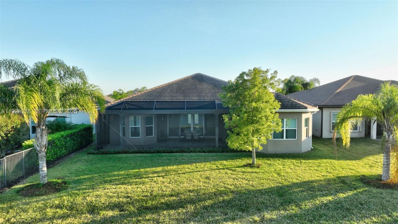 11904 SW Sailfish Isles Way, Port Saint Lucie, FL 34987 Photo