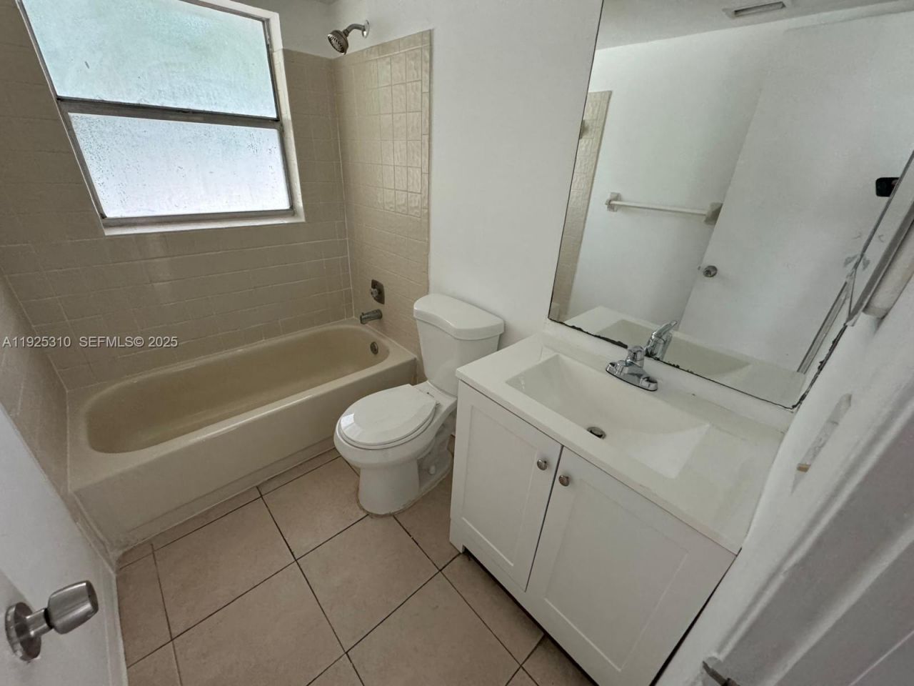 10120 Twin Lakes, Unit 11-G, Coral Springs, FL 33071 Photo