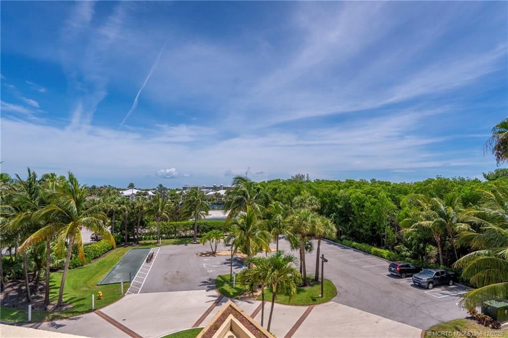 221 NE Plantation Road, Unit 407, Stuart, FL 34996 Photo