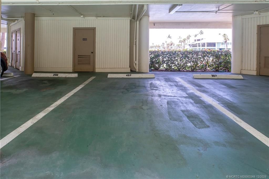 221 NE Plantation Road, Unit 407, Stuart, FL 34996 Photo