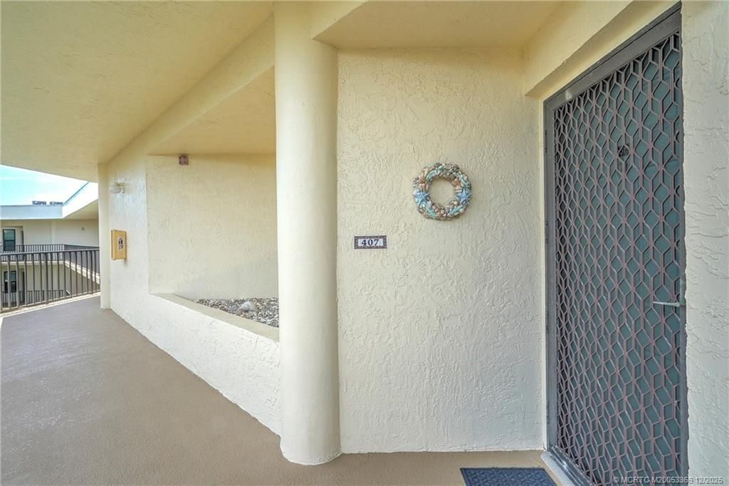 221 NE Plantation Road, Unit 407, Stuart, FL 34996 Photo