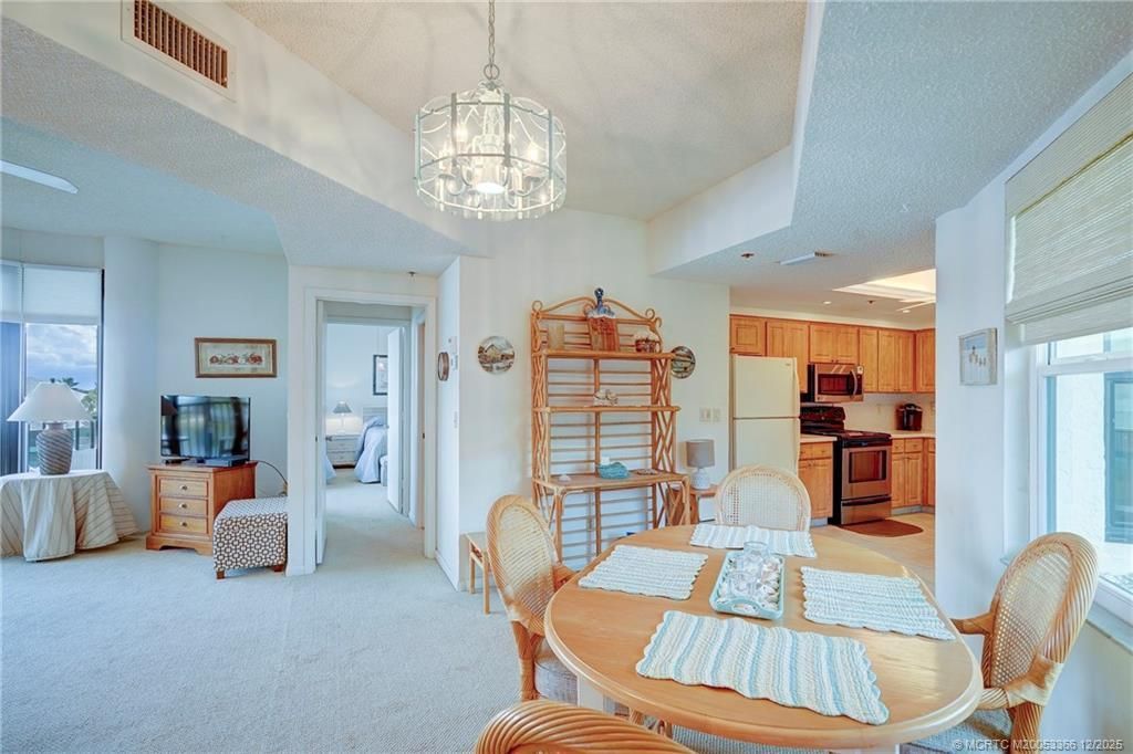 221 NE Plantation Road, Unit 407, Stuart, FL 34996 Photo