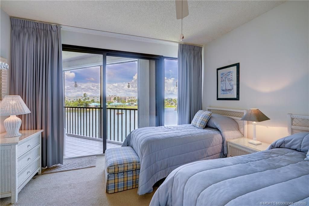 221 NE Plantation Road, Unit 407, Stuart, FL 34996 Photo