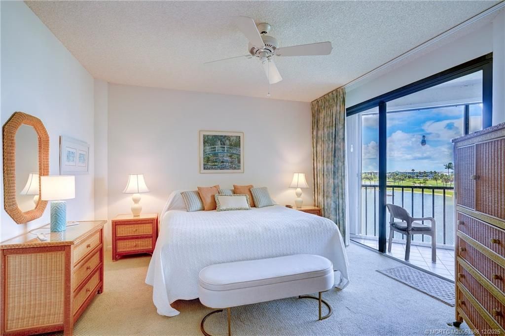 221 NE Plantation Road, Unit 407, Stuart, FL 34996 Photo