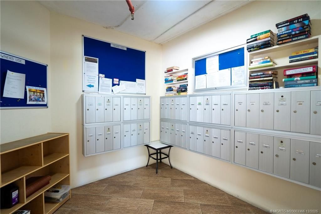 221 NE Plantation Road, Unit 407, Stuart, FL 34996 Photo